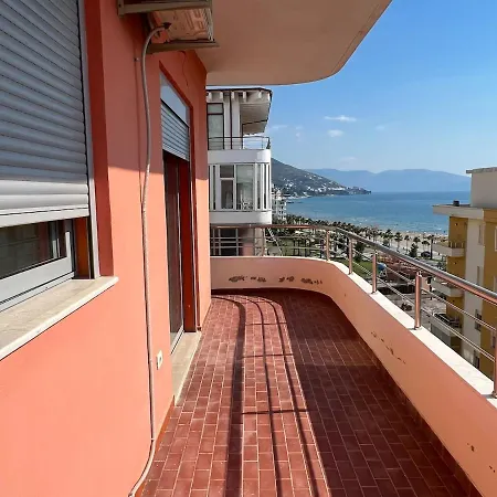 Summer Apartment
